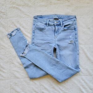 American Eagle Outfitters Distressed Skinny Jegging Jeans with Stretch